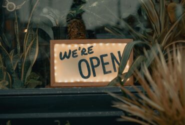 Niet iedere mening verdient een open deur